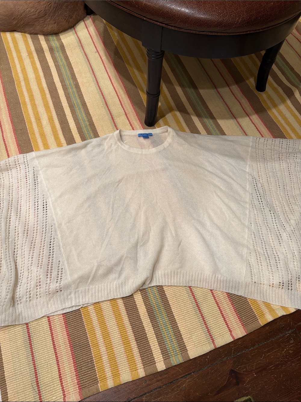 J McLaughlin Cashmere Poncho